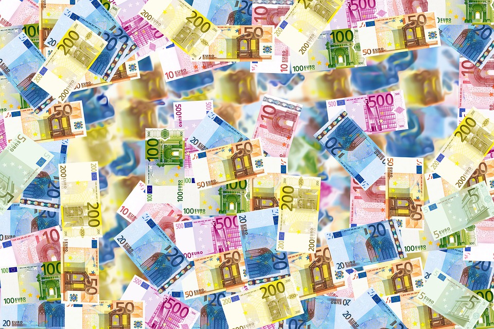 money-496229_960_720