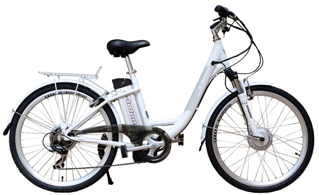 electric-bikes-1531263_1280
